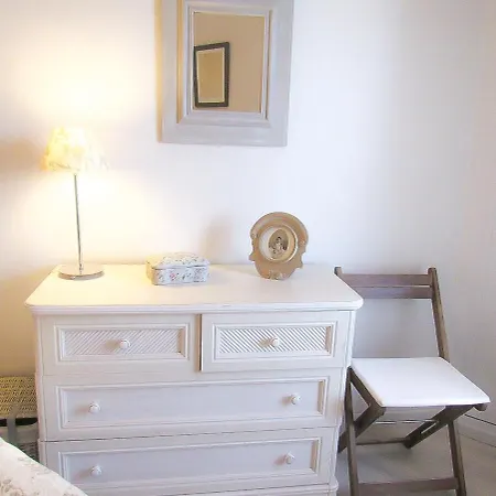 Cosy Proche Centre, Balcon, Parking Apartment *